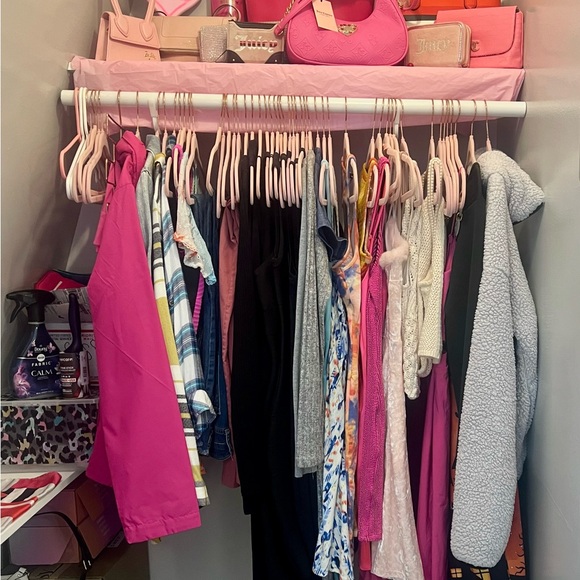 Meet your Posher, Runa Rose 🦊 - Picture 6 of 8